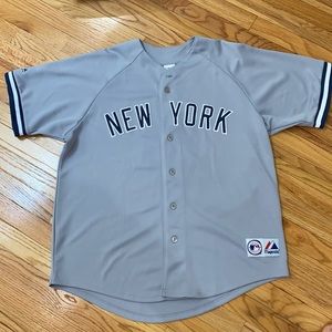 Majestic NY Yankees Derek Jeter 2 Gray Jersey